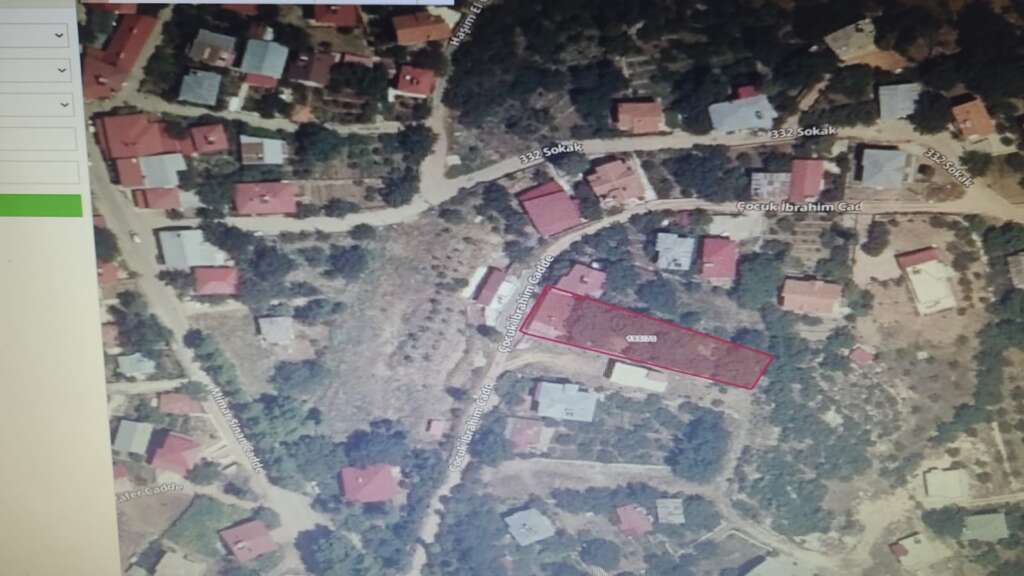 TOROSLAR EVCİLİ KÖYÜ KIZILBAĞ’DA 1013 M2 SATILIK ARSA+EV